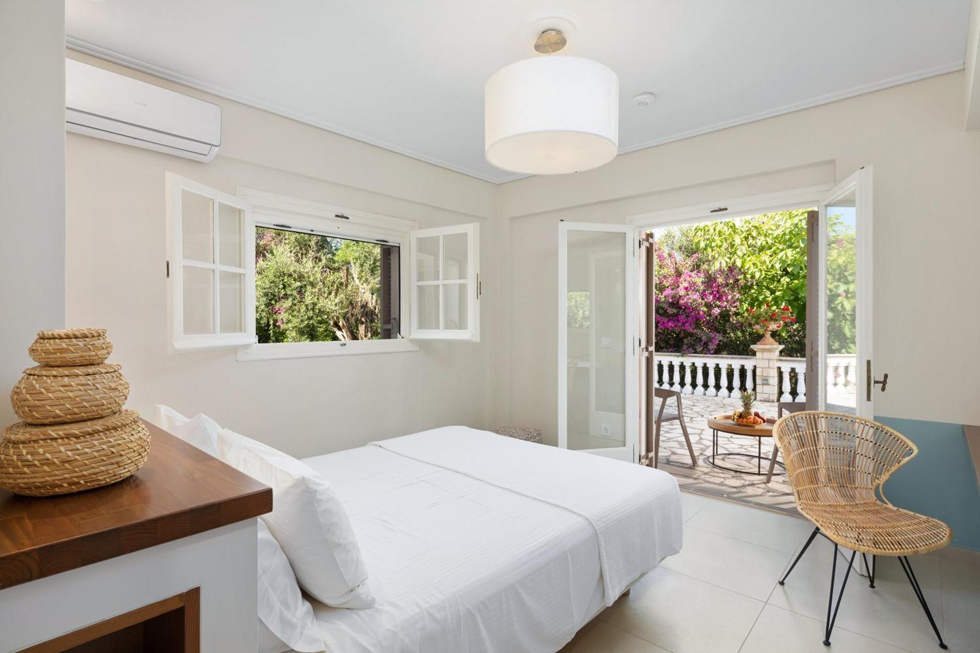 Ionian Garden Villas - Villa Pietra Mpenitses Eksteriør billede