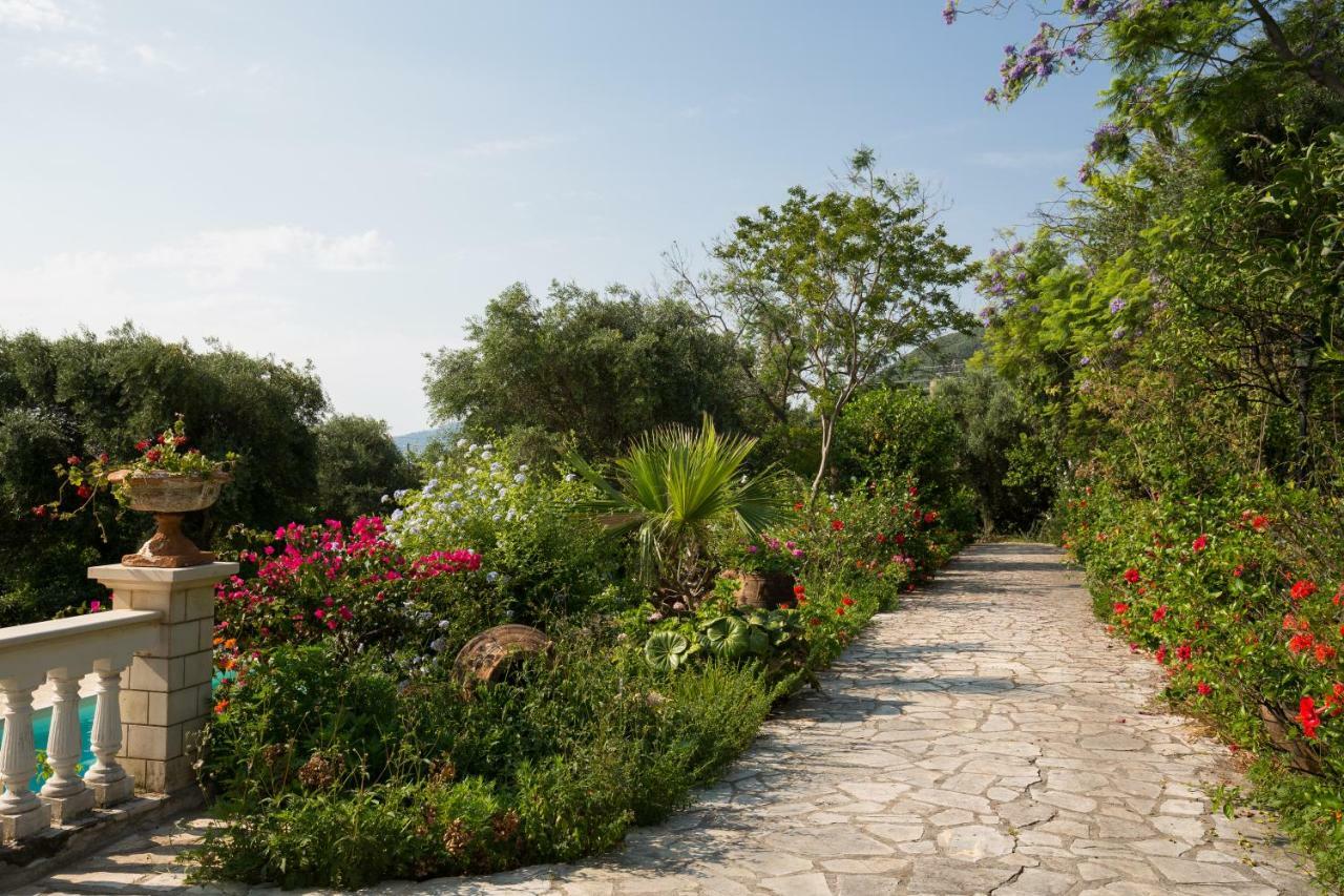 Ionian Garden Villas - Villa Pietra Mpenitses Eksteriør billede