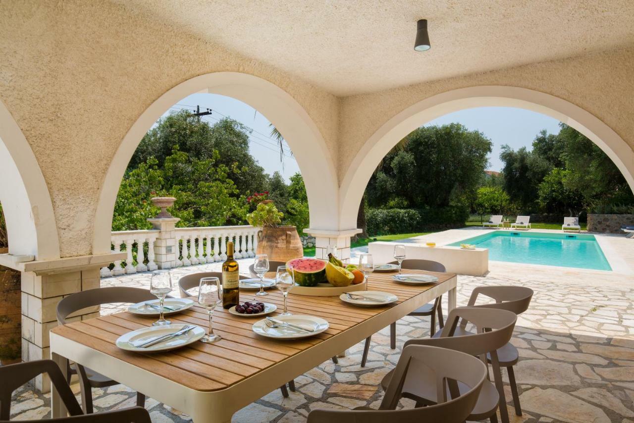 Ionian Garden Villas - Villa Pietra Mpenitses Eksteriør billede